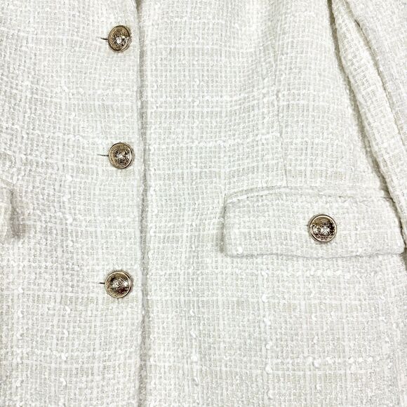 Maison d'Amelie Tweed Blazer Size Medium Cream Gold Buttons Classic Preppy - Picture 3 of 5
